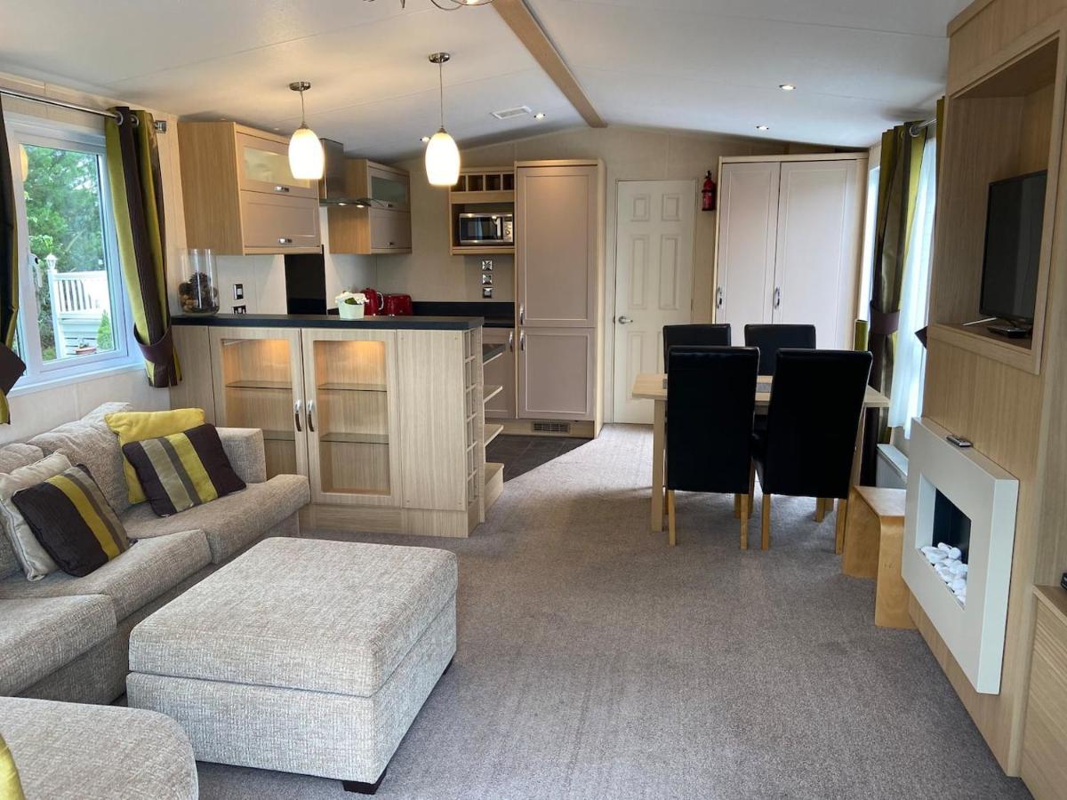 New Forest Retreat Shorefield Country Park Lymington Extérieur photo