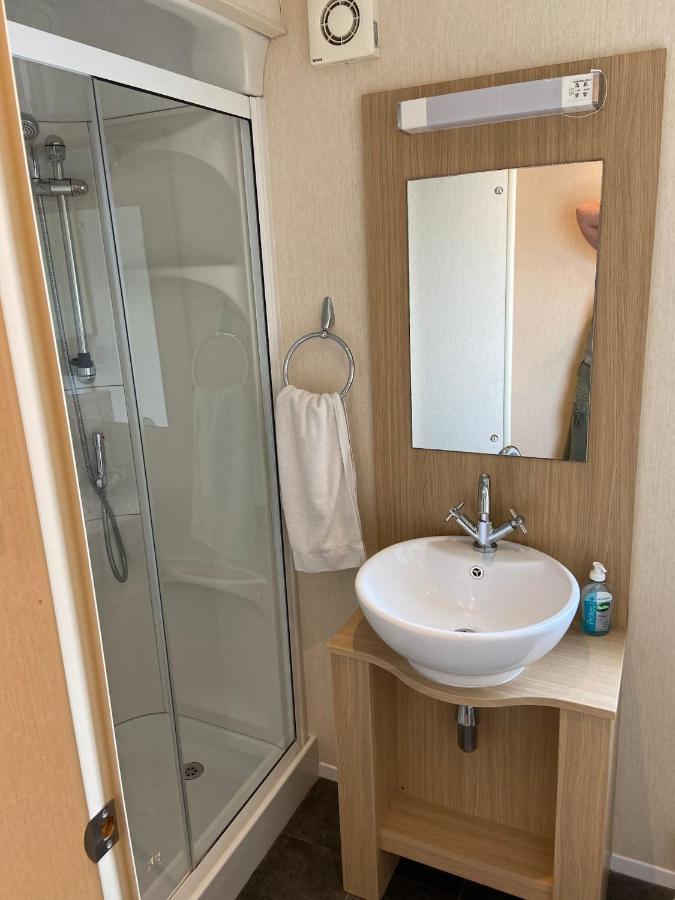 New Forest Retreat Shorefield Country Park Lymington Extérieur photo